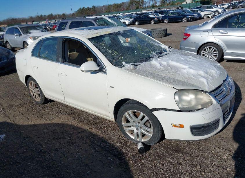 2007 Volkswagen Jetta WOLFSBURG EDITION (VIN 3VWEG71K37M197213) main photo