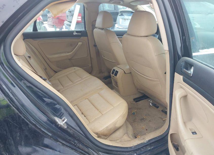 Photo 8 of 2007 Volkswagen Jetta WOLFSBURG EDITION (VIN 3VWEG71K47M143824)