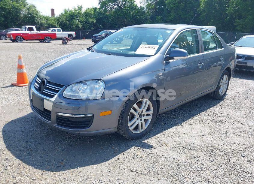 Photo 2 of 2007 Volkswagen Jetta WOLFSBURG EDITION (VIN 3VWEG71K87M131451)