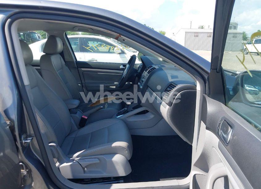 Photo 5 of 2007 Volkswagen Jetta WOLFSBURG EDITION (VIN 3VWEG71K87M131451)