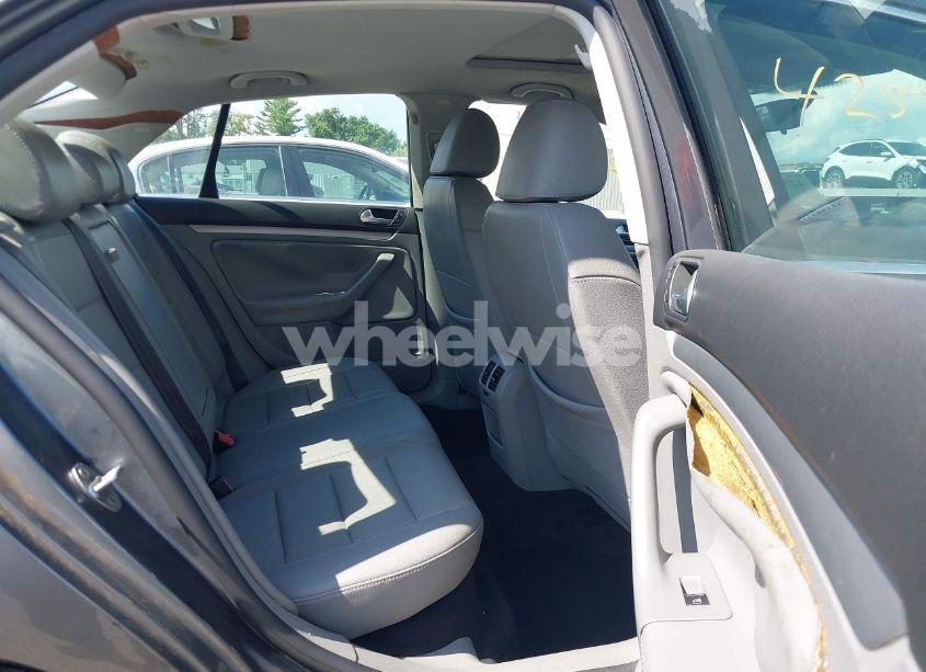 Photo 8 of 2007 Volkswagen Jetta WOLFSBURG EDITION (VIN 3VWEG71K87M131451)