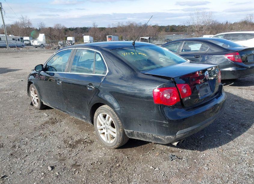 Photo 3 of 2007 Volkswagen Jetta WOLFSBURG EDITION (VIN 3VWEG71KX7M057563)