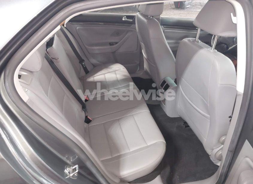 Photo 8 of 2007 Volkswagen Jetta WOLFSBURG EDITION (VIN 3VWEG71KX7M198178)