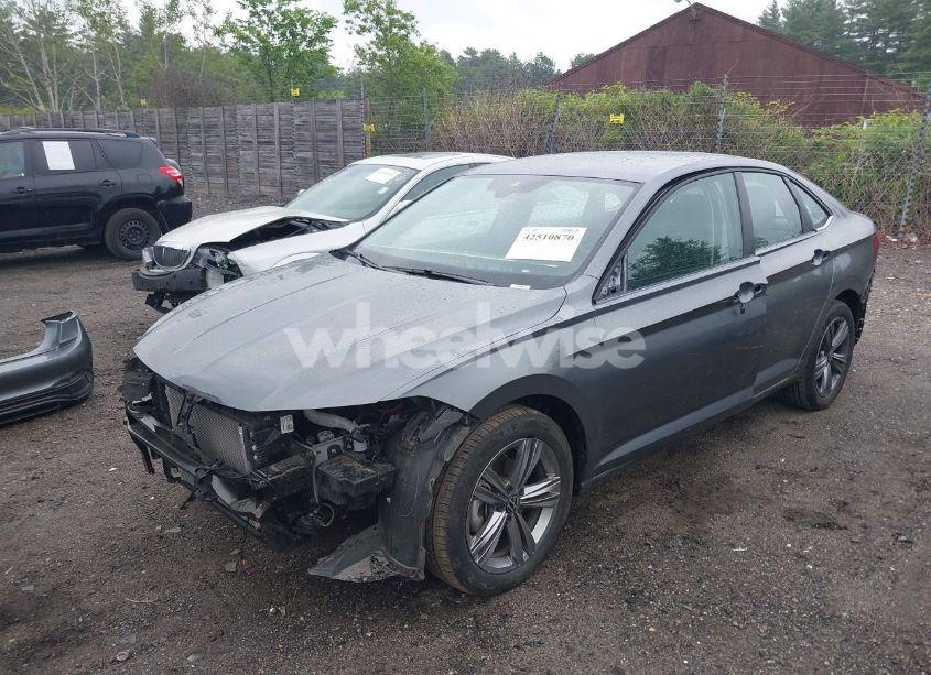 Photo 2 of 2024 Volkswagen Jetta 1.5T SE (VIN 3VWEM7BU0RM036958)