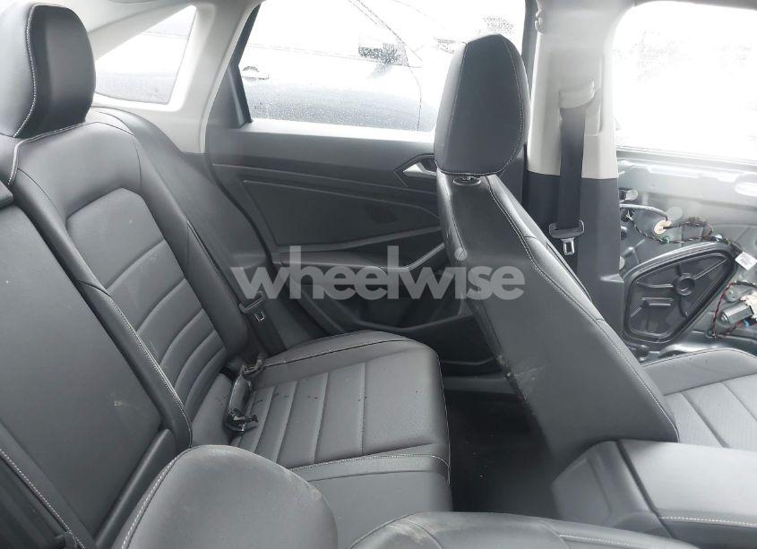 Photo 8 of 2024 Volkswagen Jetta 1.5T SE (VIN 3VWEM7BU0RM036958)
