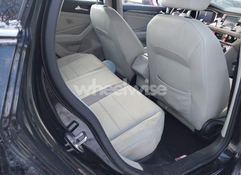Photo 8 of 2022 Volkswagen Jetta 1.5T SE (VIN 3VWEM7BU1NM002179)