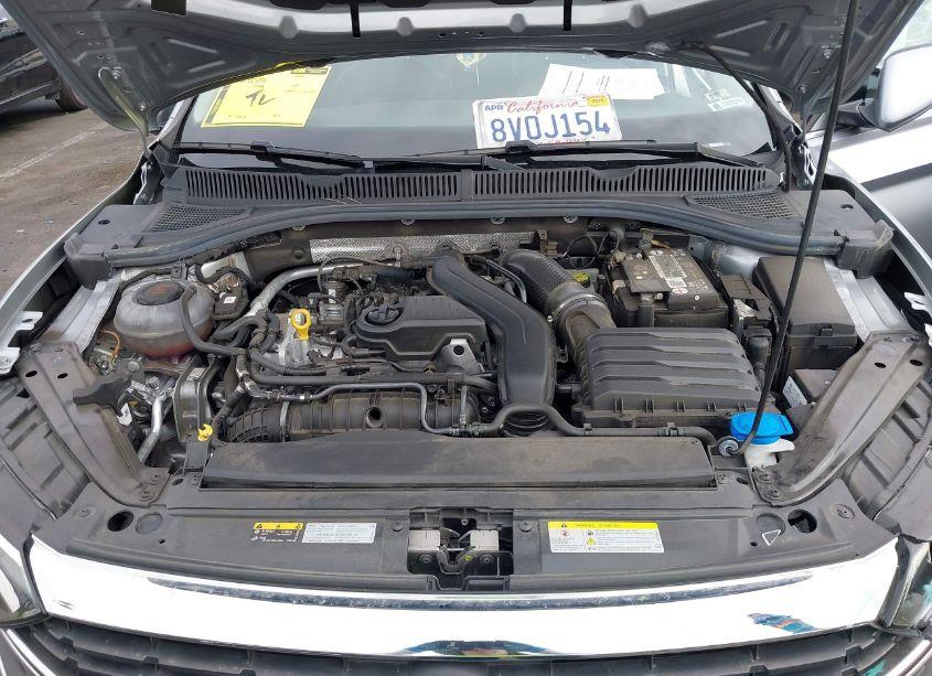 Photo 10 of 2022 Volkswagen Jetta 1.5T SE (VIN 3VWEM7BU2NM004216)