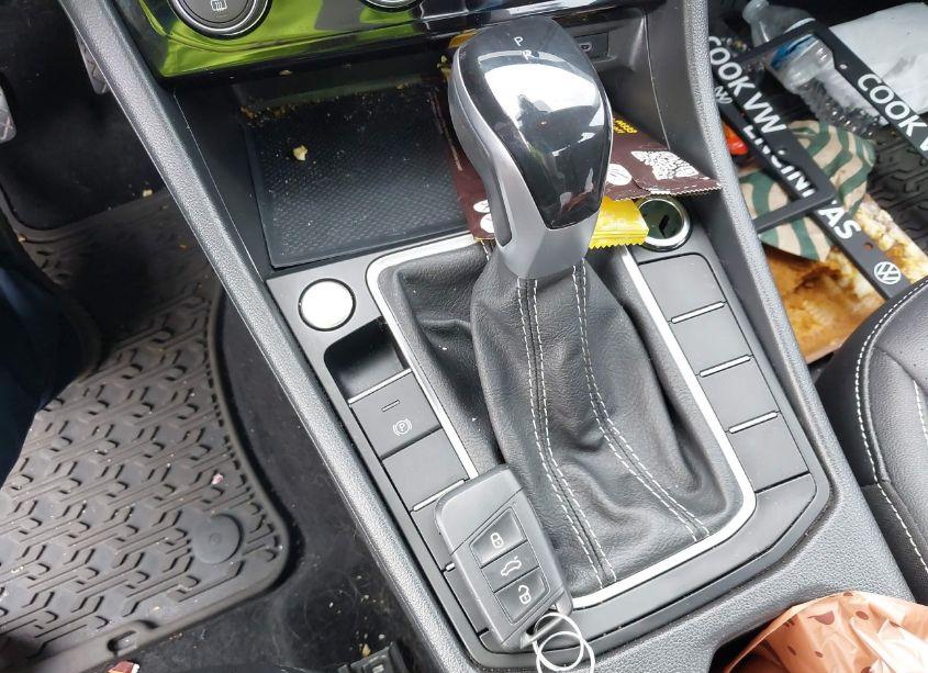 Photo 11 of 2022 Volkswagen Jetta 1.5T SE (VIN 3VWEM7BU2NM004216)