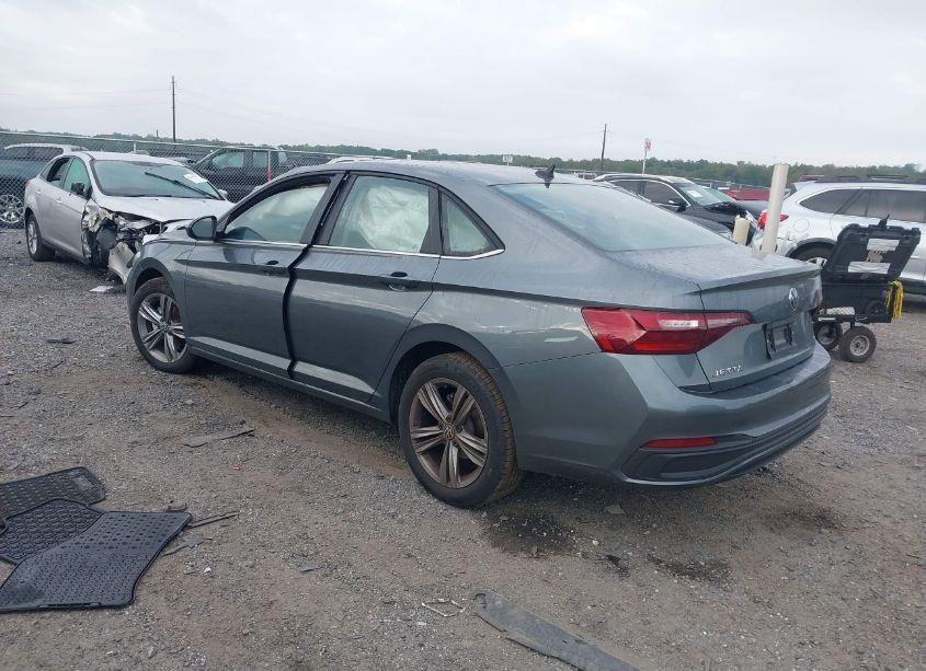 Photo 3 of 2024 Volkswagen Jetta 1.5T SE (VIN 3VWEM7BU2RM021894)