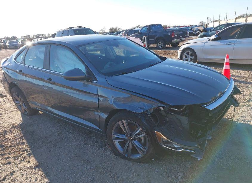 2024 Volkswagen Jetta 1.5T SE (VIN 3VWEM7BU2RM093436) main photo