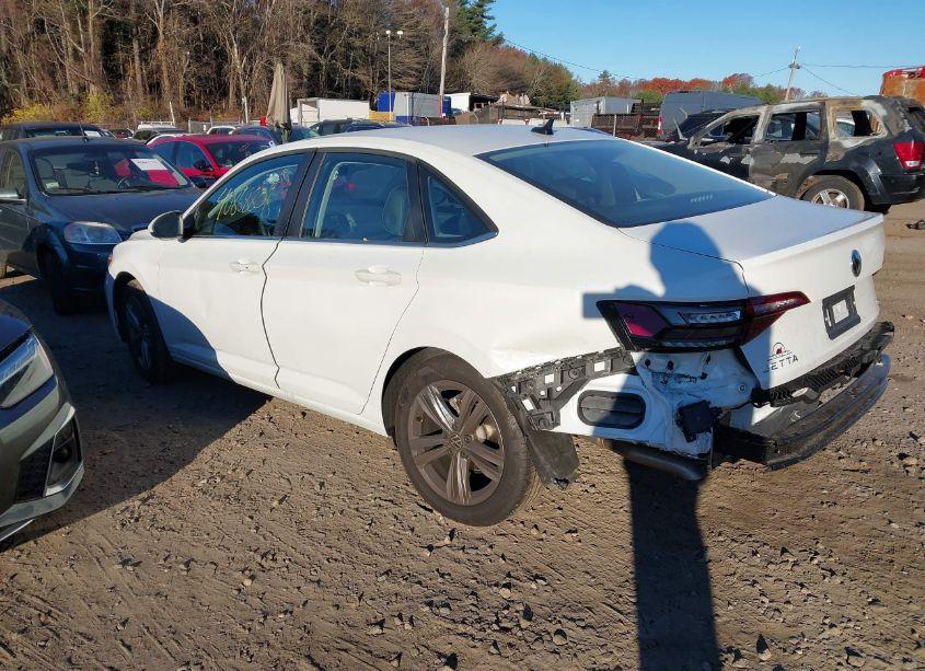 Photo 3 of 2024 Volkswagen Jetta 1.5T SE (VIN 3VWEM7BU3RM068299)