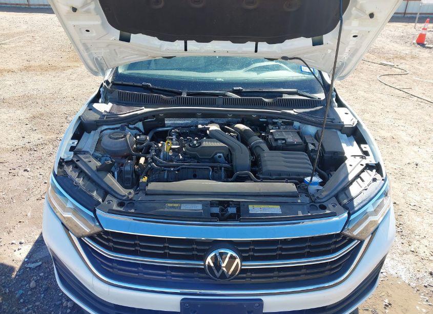 Photo 10 of 2023 Volkswagen Jetta 1.5T SE (VIN 3VWEM7BU4PM049130)