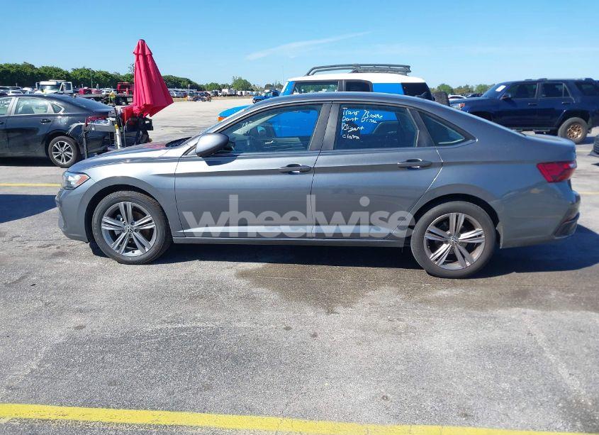 Photo 14 of 2024 Volkswagen Jetta 1.5T SE (VIN 3VWEM7BU5RM014244)