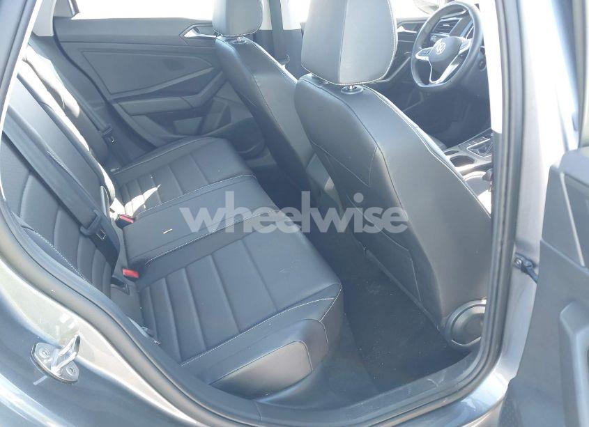 Photo 8 of 2024 Volkswagen Jetta 1.5T SE (VIN 3VWEM7BU5RM014244)