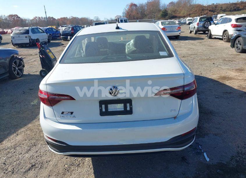 Photo 15 of 2024 Volkswagen Jetta 1.5T SE (VIN 3VWEM7BU5RM029214)