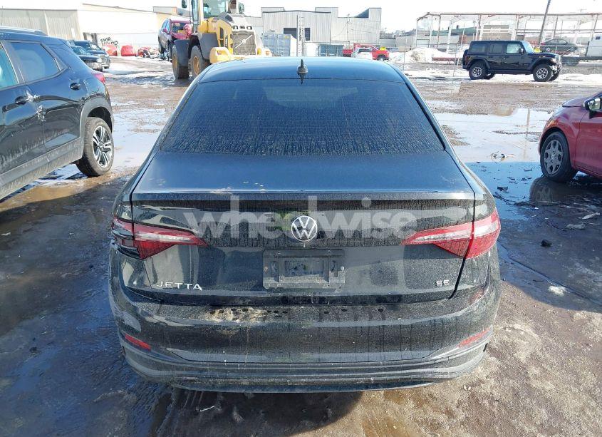 Photo 16 of 2023 Volkswagen Jetta 1.5T SE (VIN 3VWEM7BU9PM026698)