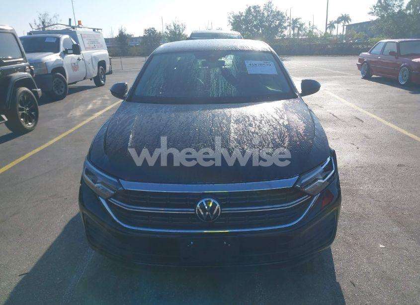 Photo 12 of 2024 Volkswagen Jetta 1.5T SE (VIN 3VWEM7BU9RM007667)