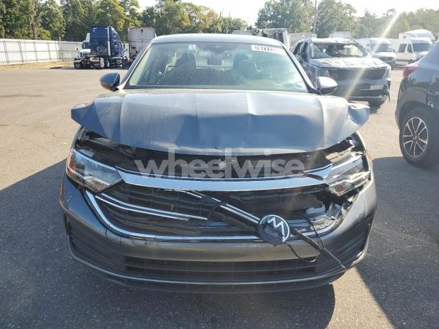 Photo 4 of 2024 VOLKSWAGEN JETTA SE (VIN 3VWEM7BU9RM035033)