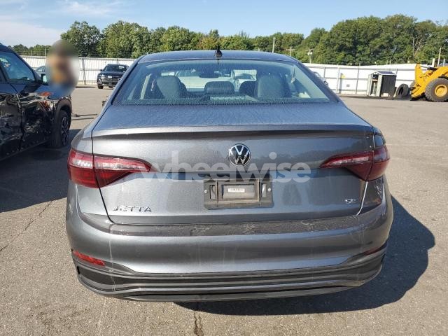 Photo 6 of 2024 VOLKSWAGEN JETTA SE (VIN 3VWEM7BU9RM035033)