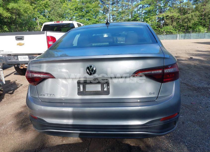 Photo 17 of 2024 Volkswagen Jetta 1.5T SE (VIN 3VWEM7BU9RM088055)
