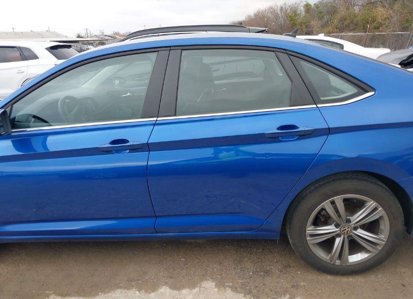 Photo 13 of 2024 Volkswagen Jetta 1.5T SE (VIN 3VWEM7BUXRM008102)