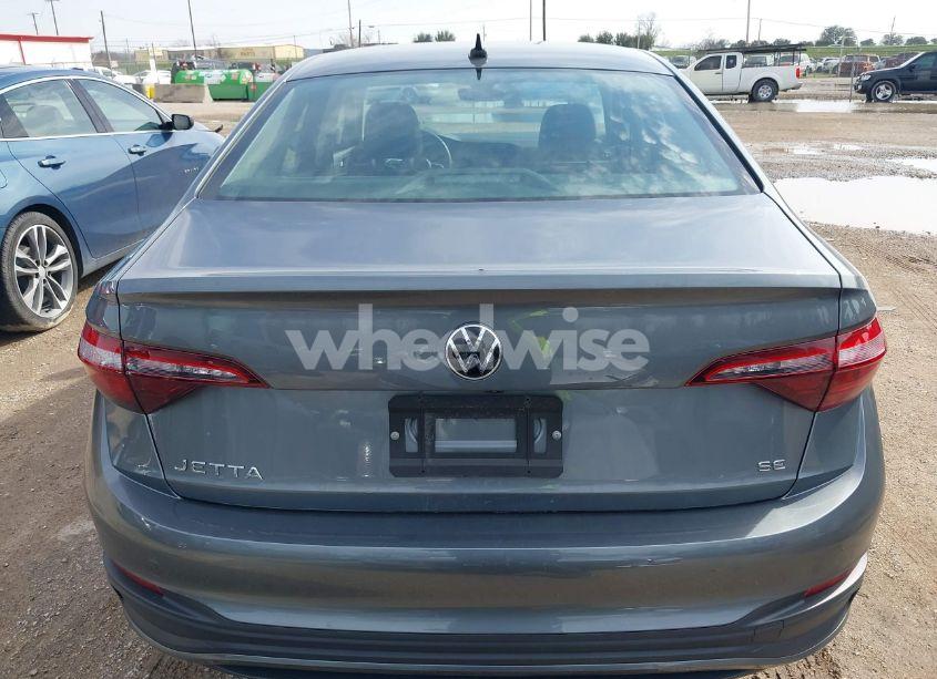 Photo 16 of 2024 Volkswagen Jetta 1.5T SE (VIN 3VWEM7BUXRM092146)