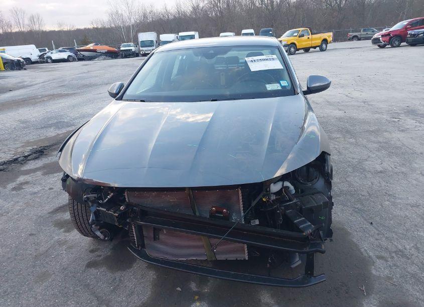 Photo 12 of 2025 Volkswagen Jetta 1.5T SE (VIN 3VWEX7BU0SM024127)