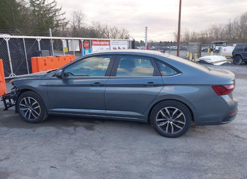 Photo 14 of 2025 Volkswagen Jetta 1.5T SE (VIN 3VWEX7BU0SM024127)