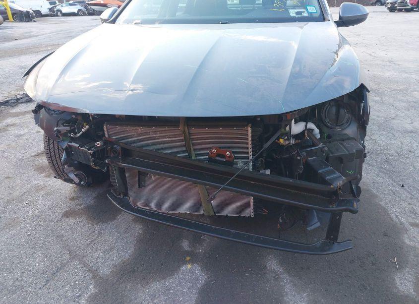 Photo 6 of 2025 Volkswagen Jetta 1.5T SE (VIN 3VWEX7BU0SM024127)