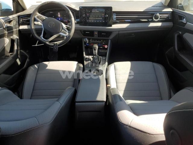 Photo 4 of 2025 VOLKSWAGEN JETTA SE (VIN 3VWEX7BU1SM027487)