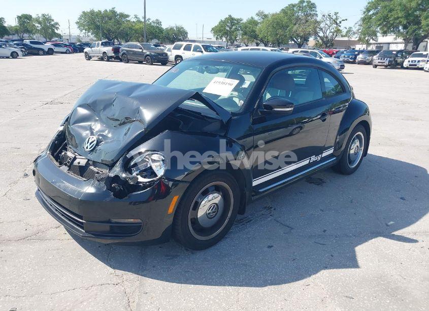 Photo 2 of 2015 Volkswagen Beetle 1.8T CLASSIC (VIN 3VWF17AT0FM611254)