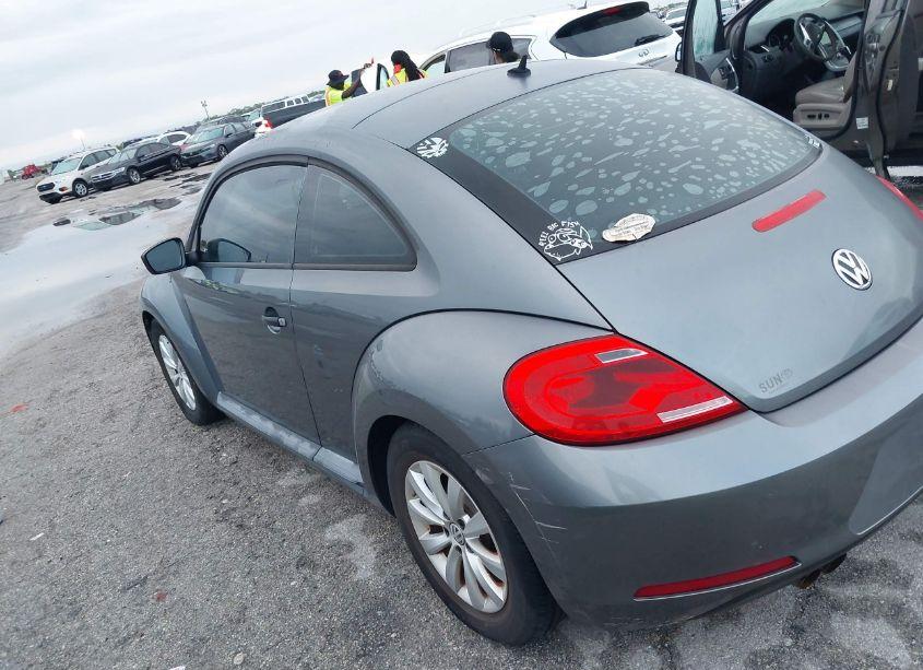 Photo 3 of 2014 Volkswagen Beetle 1.8T ENTRY (VIN 3VWF17AT4EM638424)
