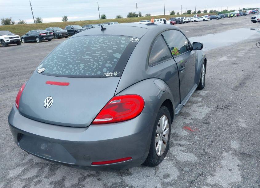 Photo 4 of 2014 Volkswagen Beetle 1.8T ENTRY (VIN 3VWF17AT4EM638424)