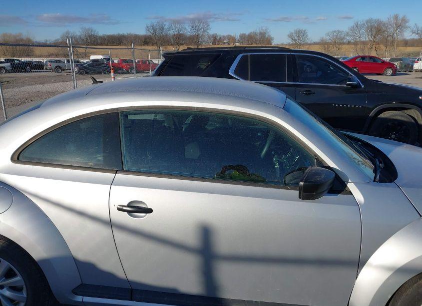 Photo 14 of 2014 Volkswagen Beetle 1.8T ENTRY (VIN 3VWF17AT8EM640628)