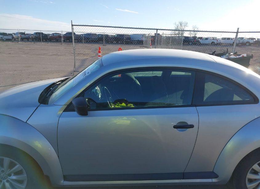 Photo 15 of 2014 Volkswagen Beetle 1.8T ENTRY (VIN 3VWF17AT8EM640628)