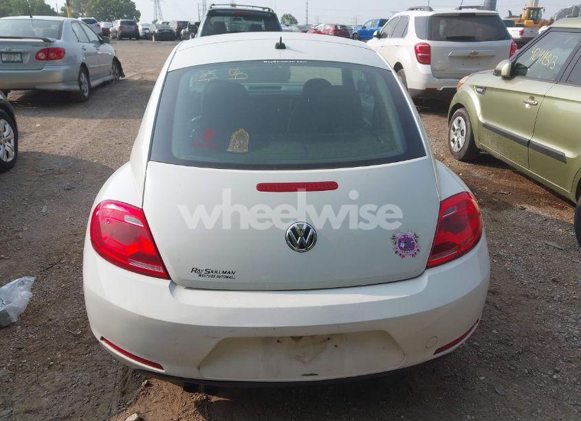 Photo 16 of 2014 Volkswagen Beetle 1.8T ENTRY (VIN 3VWF17AT8EM642069)