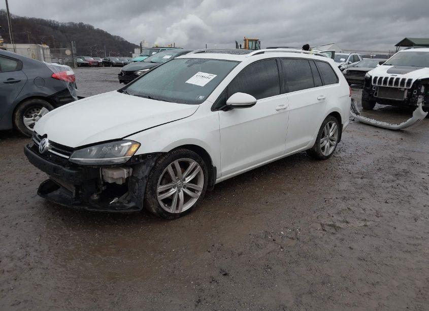 Photo 2 of 2015 Volkswagen Golf SPORTWAGEN TDI SEL 4-DOOR (VIN 3VWFA7AU0FM517206)