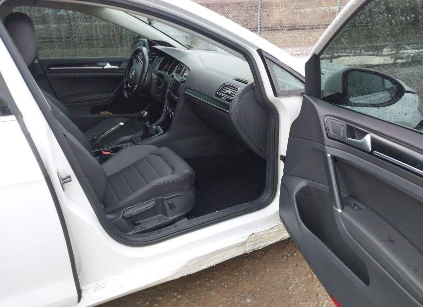 Photo 5 of 2015 Volkswagen Golf SPORTWAGEN TDI SEL 4-DOOR (VIN 3VWFA7AU0FM517206)