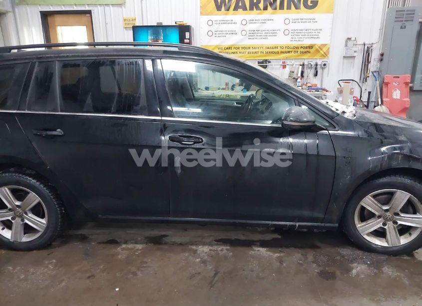 Photo 13 of 2015 Volkswagen Golf SPORTWAGEN TDI S 4-DOOR (VIN 3VWFA7AU4FM504197)