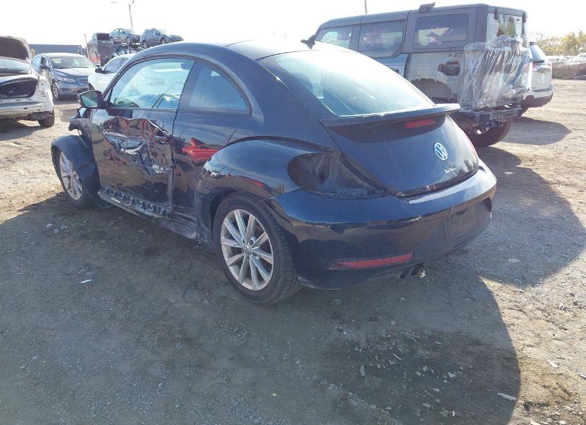 Photo 3 of 2018 Volkswagen Beetle 2.0T COAST/2.0T S (VIN 3VWFD7AT5JM708546)