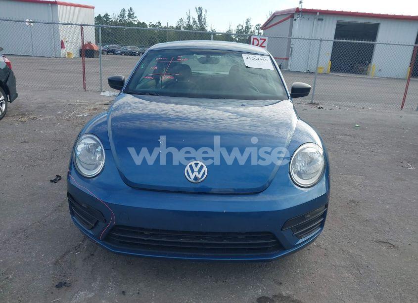 Photo 12 of 2018 Volkswagen Beetle 2.0T COAST/2.0T S (VIN 3VWFD7AT5JM710121)