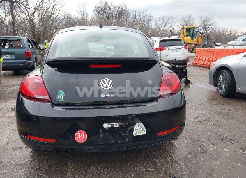 Photo 16 of 2018 Volkswagen Beetle S/COAST (VIN 3VWFD7AT6JM716770)