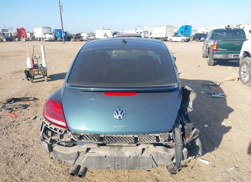 Photo 17 of 2018 Volkswagen Beetle 2.0T COAST/2.0T S (VIN 3VWFD7AT8JM706970)