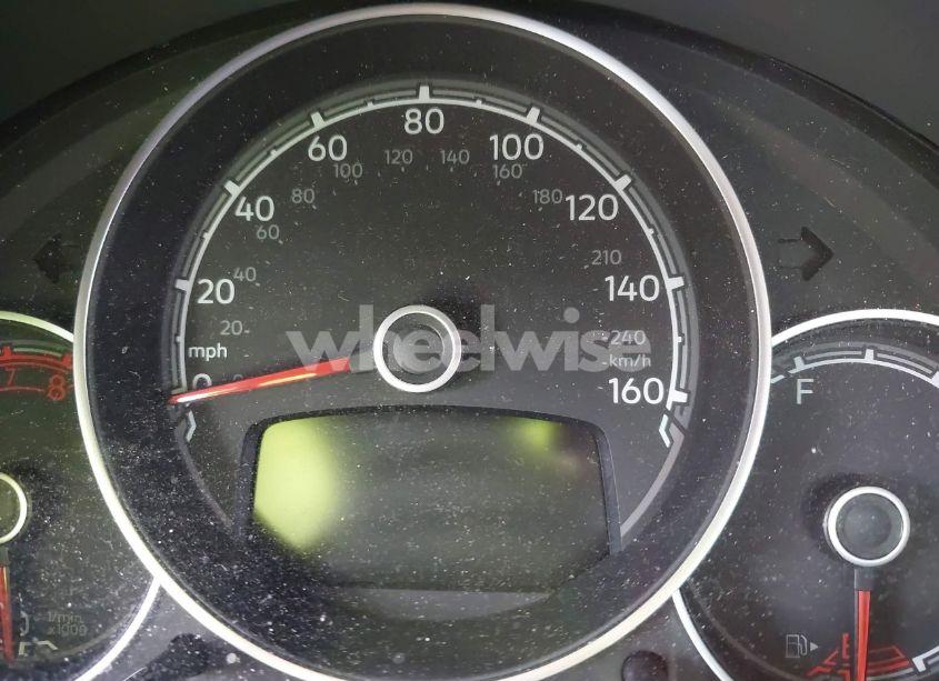 Photo 14 of 2018 Volkswagen Beetle 2.0T COAST/2.0T S (VIN 3VWFD7ATXJM710356)