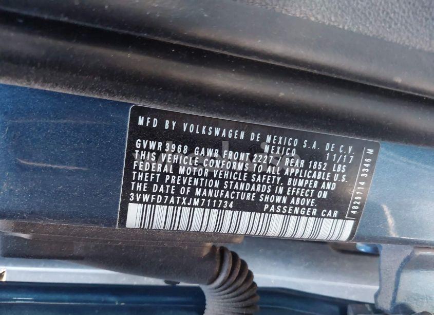 Photo 9 of 2018 Volkswagen Beetle 2.0T COAST/2.0T S (VIN 3VWFD7ATXJM711734)