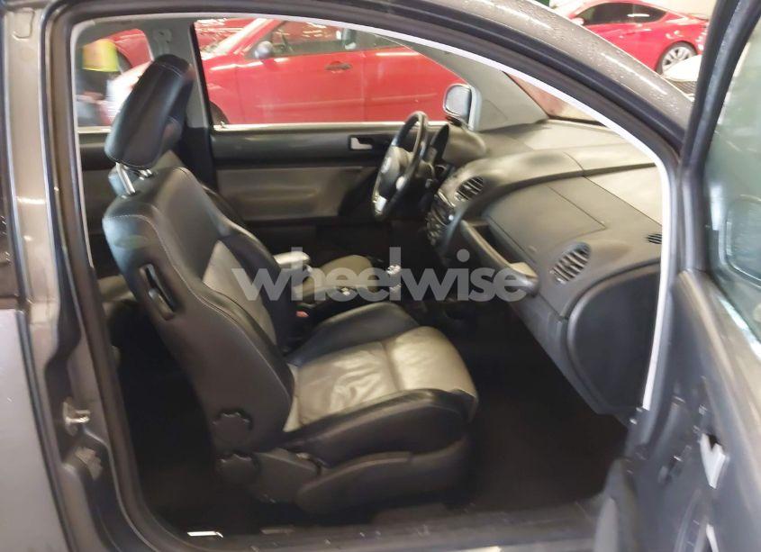 Photo 5 of 2002 Volkswagen New BEETLE TURBO S (VIN 3VWFE21C72M440584)