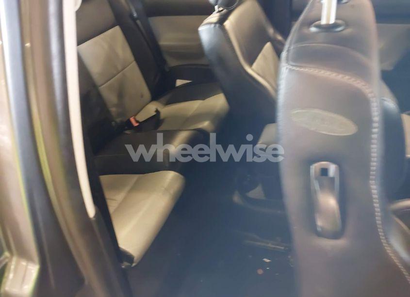 Photo 8 of 2002 Volkswagen New BEETLE TURBO S (VIN 3VWFE21C72M440584)