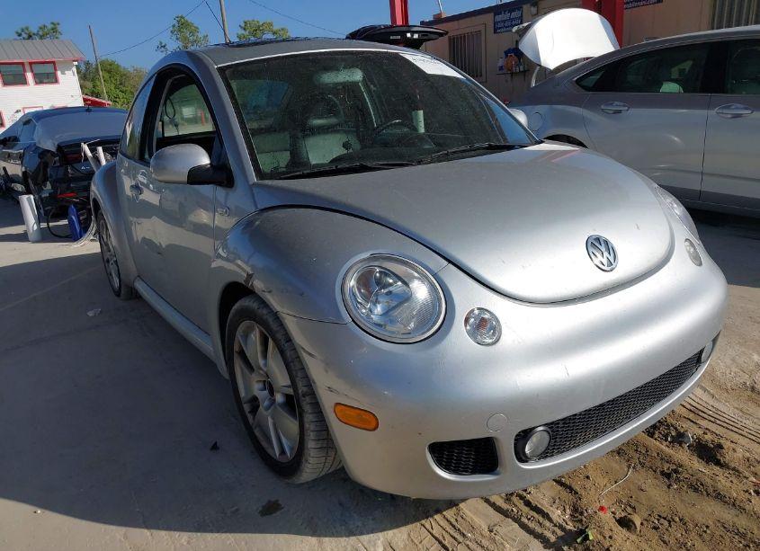2002 Volkswagen New BEETLE TURBO S (VIN 3VWFE21CX2M429255) main photo