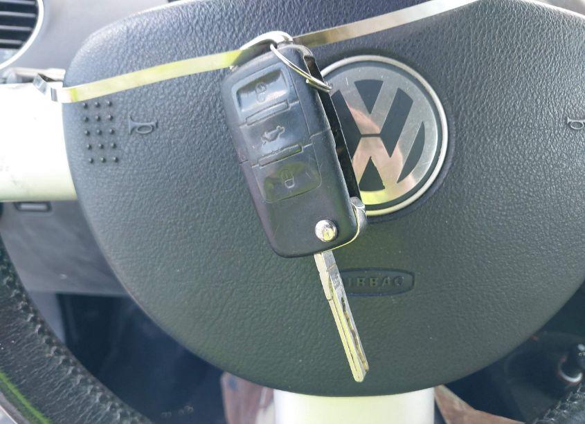 Photo 11 of 2007 Volkswagen New BEETLE TRIPLE WHITE (VIN 3VWFF31Y87M417580)