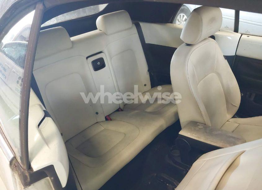 Photo 8 of 2007 Volkswagen New BEETLE TRIPLE WHITE (VIN 3VWFF31Y97M417751)